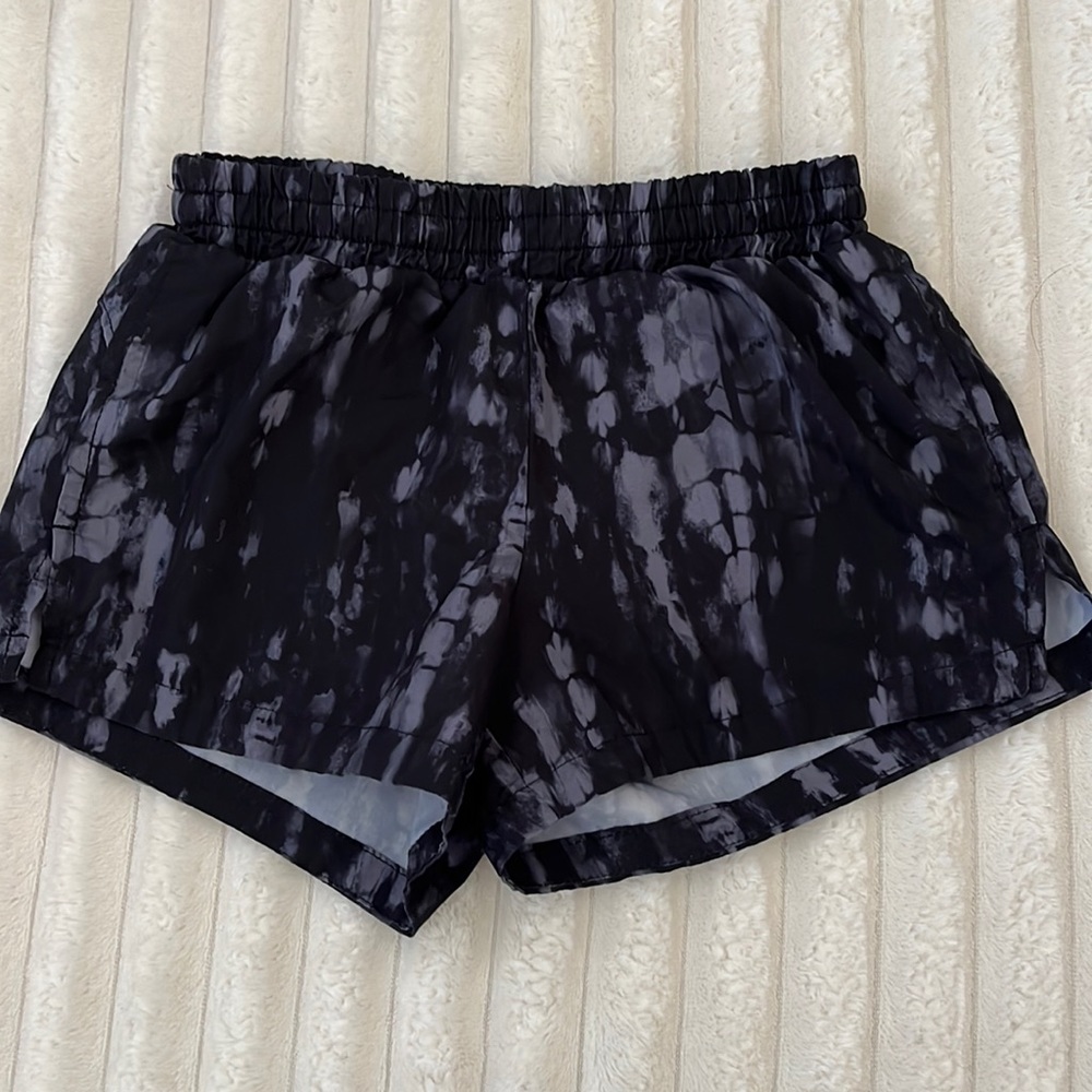 Black Old navy athletic shorts girls size 8